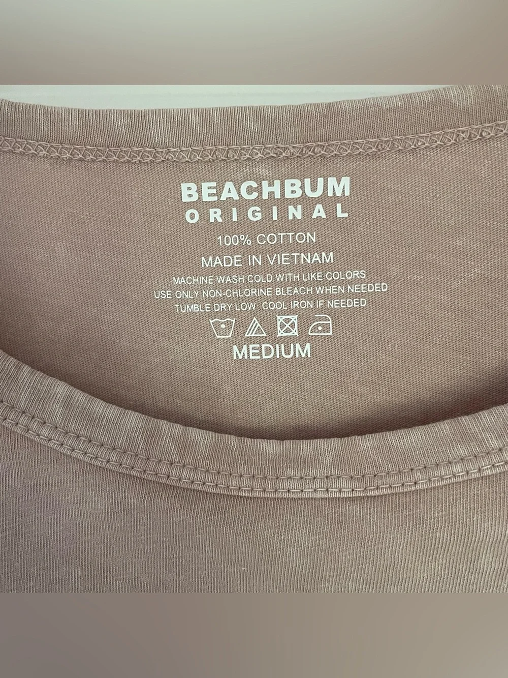 New Beach Bum Original Womens M T-Shirt Puppy Cowboy Hat Cropped Tee Distressed